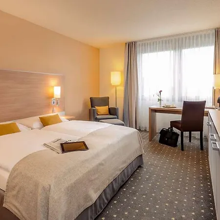 Vienna House Easy By Wyndham Frankfurt Airport 호텔 4*