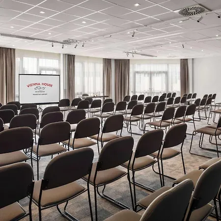 Vienna House Easy By Wyndham Frankfurt Airport 호텔