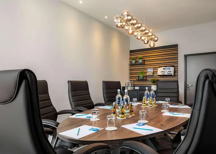 ホテル Vienna House Easy By Wyndham Frankfurt Airport 4*