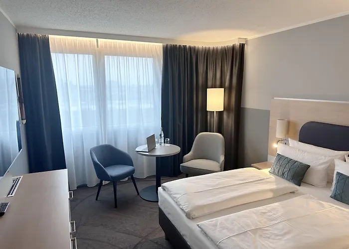 Vienna House Easy By Wyndham Frankfurt Airport ホテル 4*