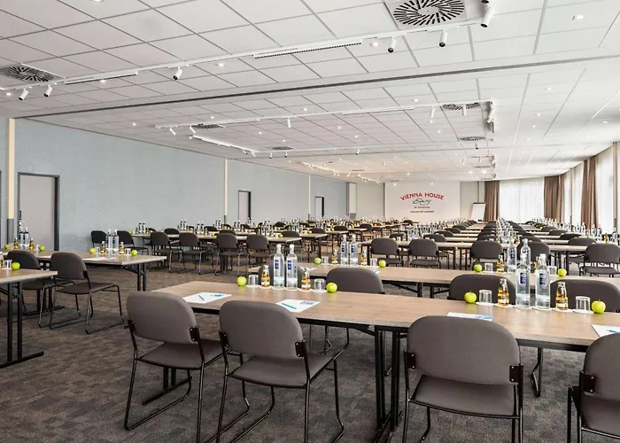 ホテル Vienna House Easy By Wyndham Frankfurt Airport 4*