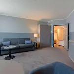 Hotel Vienna House Easy By Wyndham Frankfurt Airport 4*