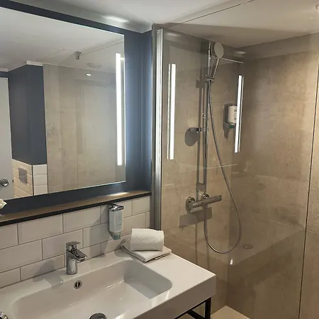 Vienna House Easy By Wyndham Frankfurt Airport 凯尔斯特巴赫