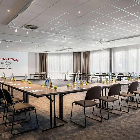 Vienna House Easy By Wyndham Frankfurt Airport Hotell Kelsterbach