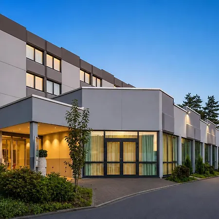 Sunday Frankfurt Airport Hotel 4*
