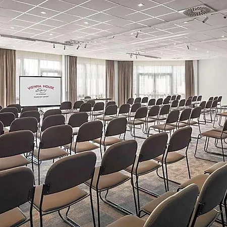 Sunday Frankfurt Airport Hotel Kelsterbach