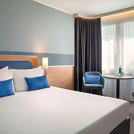 Hotel Sunday Frankfurt Airport 4*