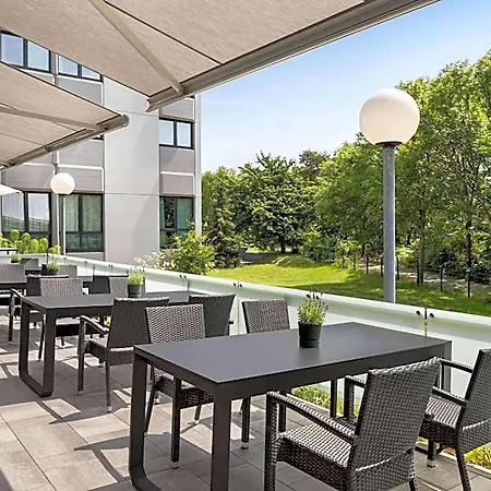 Sunday Frankfurt Airport Hotel