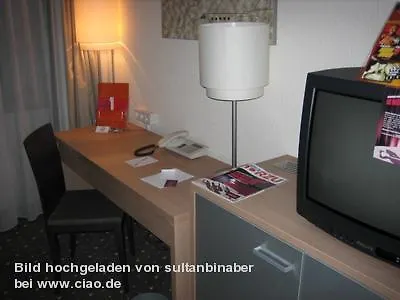 Sunday Frankfurt Airport 4*