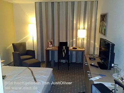 Sunday Frankfurt Airport Hotel Kelsterbach
