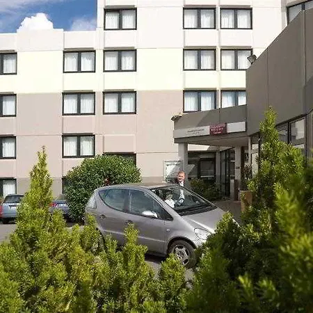 Hotel Sunday Frankfurt Airport 4*
