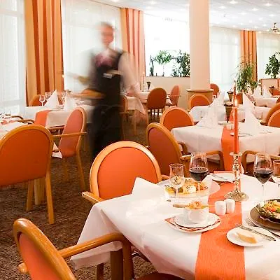 Hotel Sunday Frankfurt Airport 4*