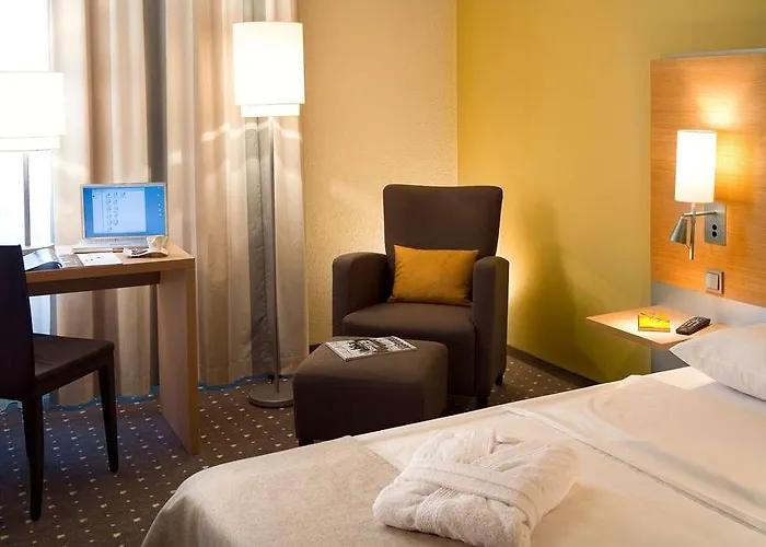 Vienna House Easy By Wyndham Frankfurt Airport Hotel 4*